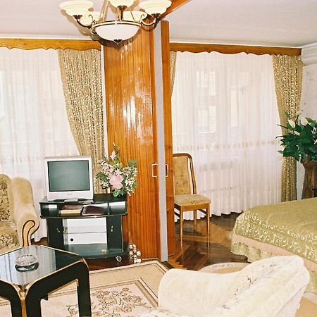 أوديسا Viktoria Hotel المظهر الخارجي الصورة