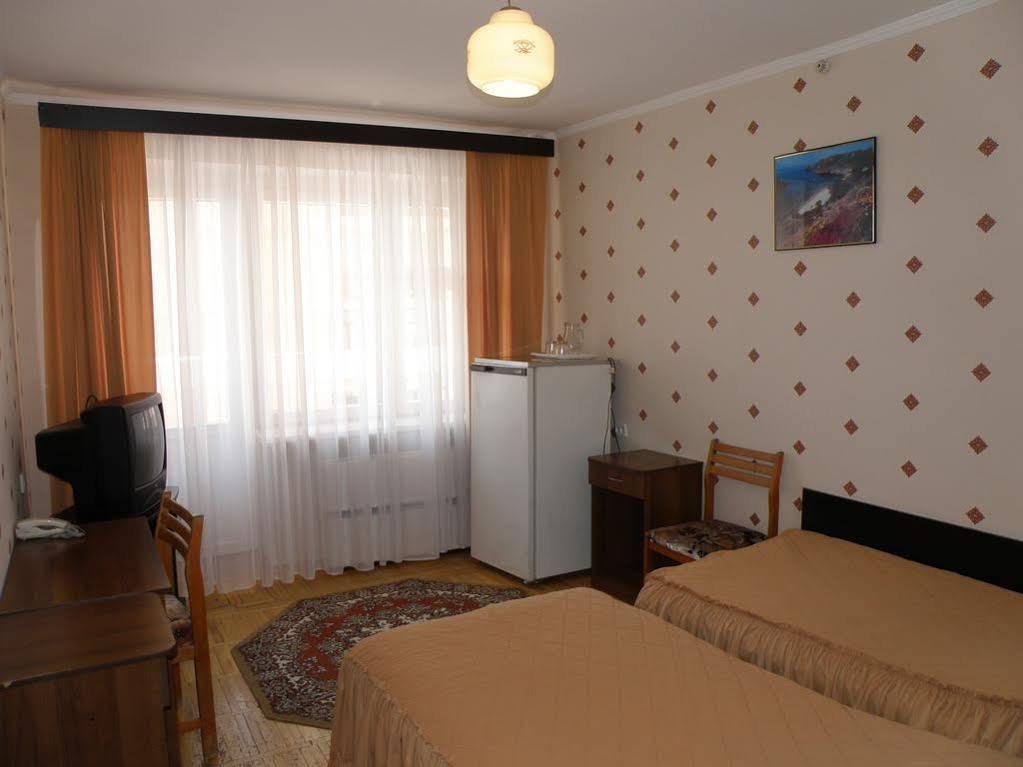 أوديسا Viktoria Hotel المظهر الخارجي الصورة